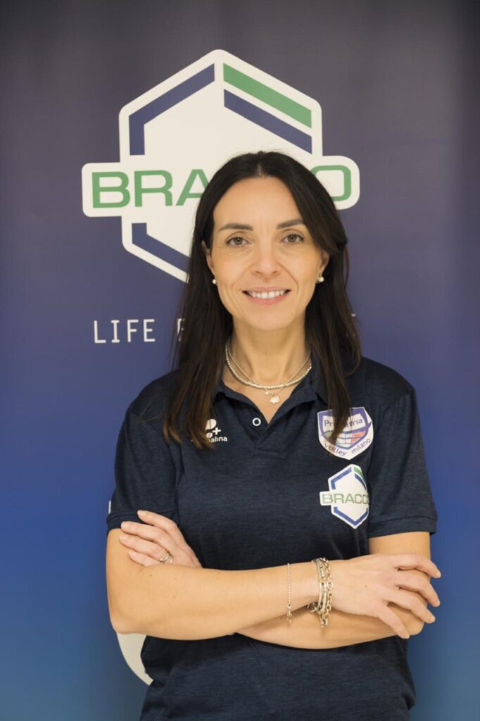 03_VICENTINI MAIRA - Team Manager